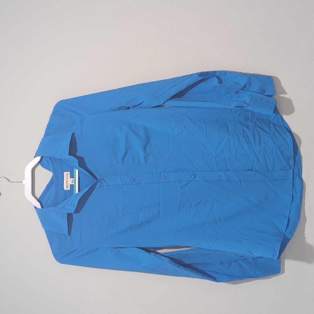 Easy maintenance blue button down